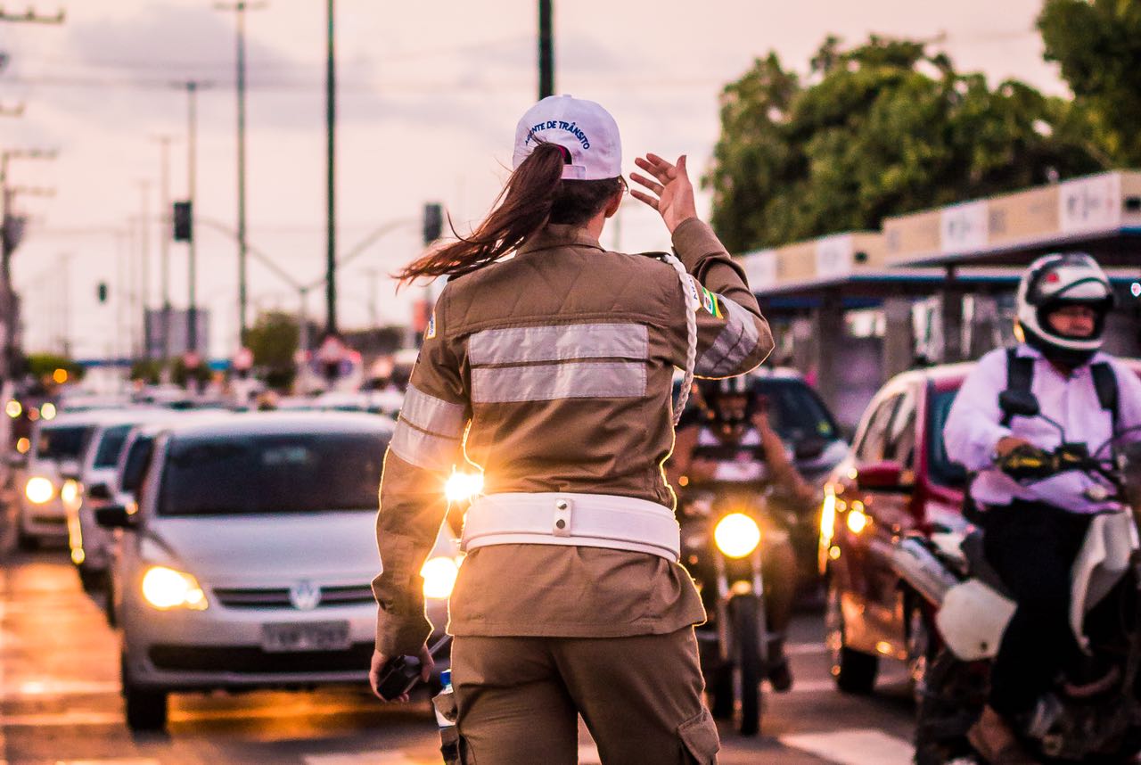 Trabalho da SMTT ameniza transtornos durante apagão em Aracaju - SMTT Aracaju